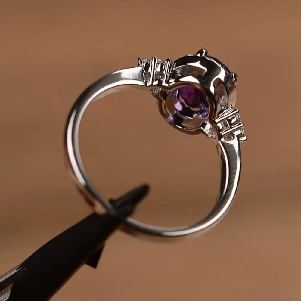 Simulated Amethyst Ring - Picture 4 of 4
